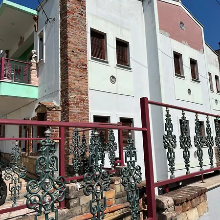 C.1 Elia Old_town Apartment